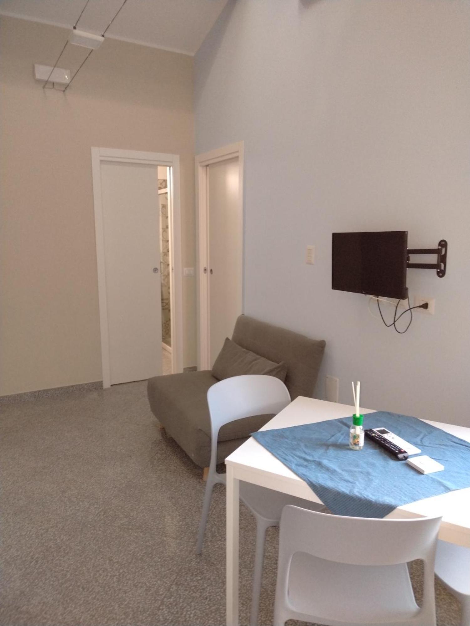 La Reggia Apartments Μιλάτσο Εξωτερικό φωτογραφία